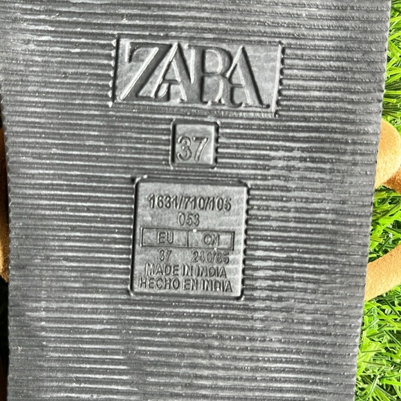 ZARA Tan Soft Suede Strappy Flat Sandals size 6.5 EU37 - Picture 7 of 9